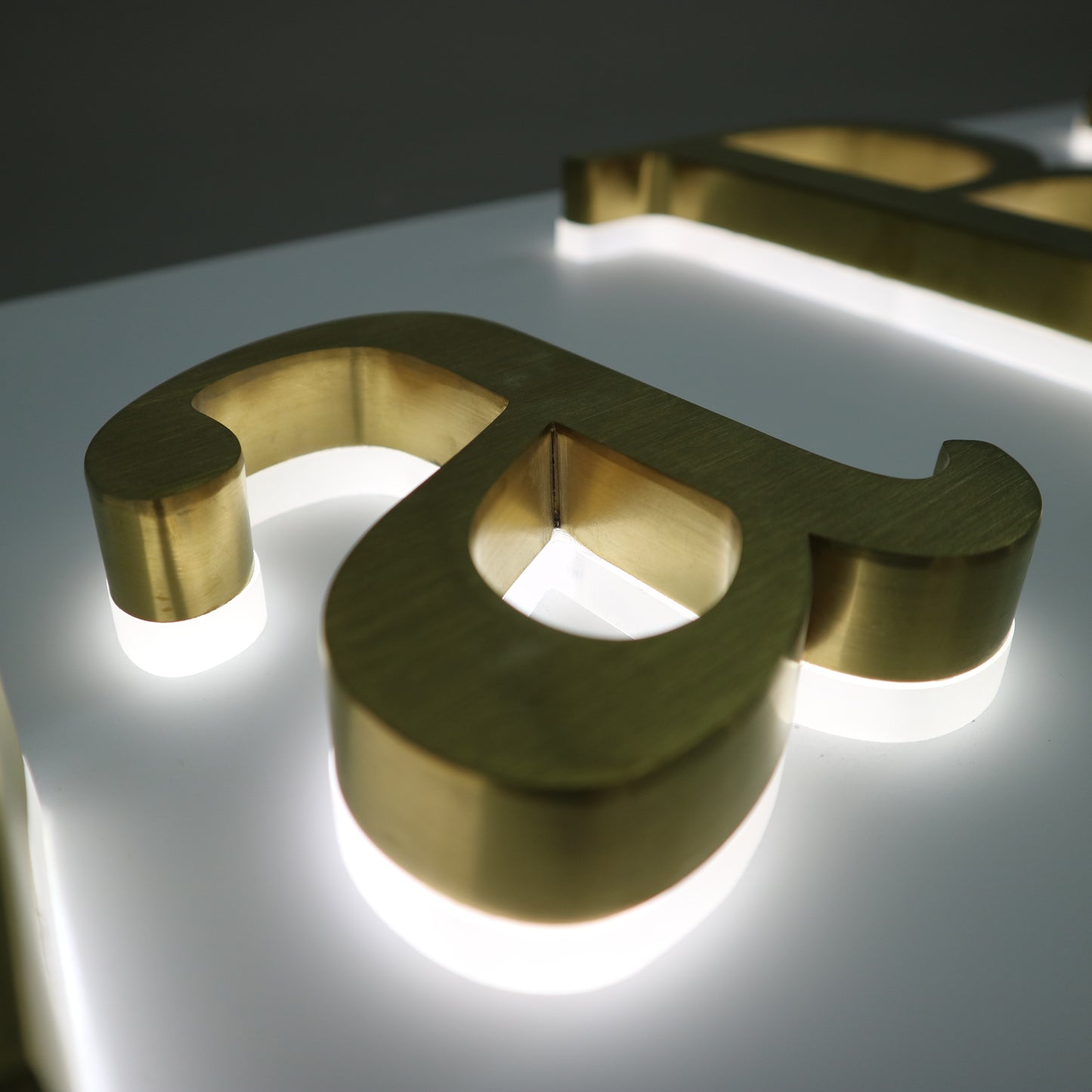 Custom led stainless steel backlit letter sign for comapany
